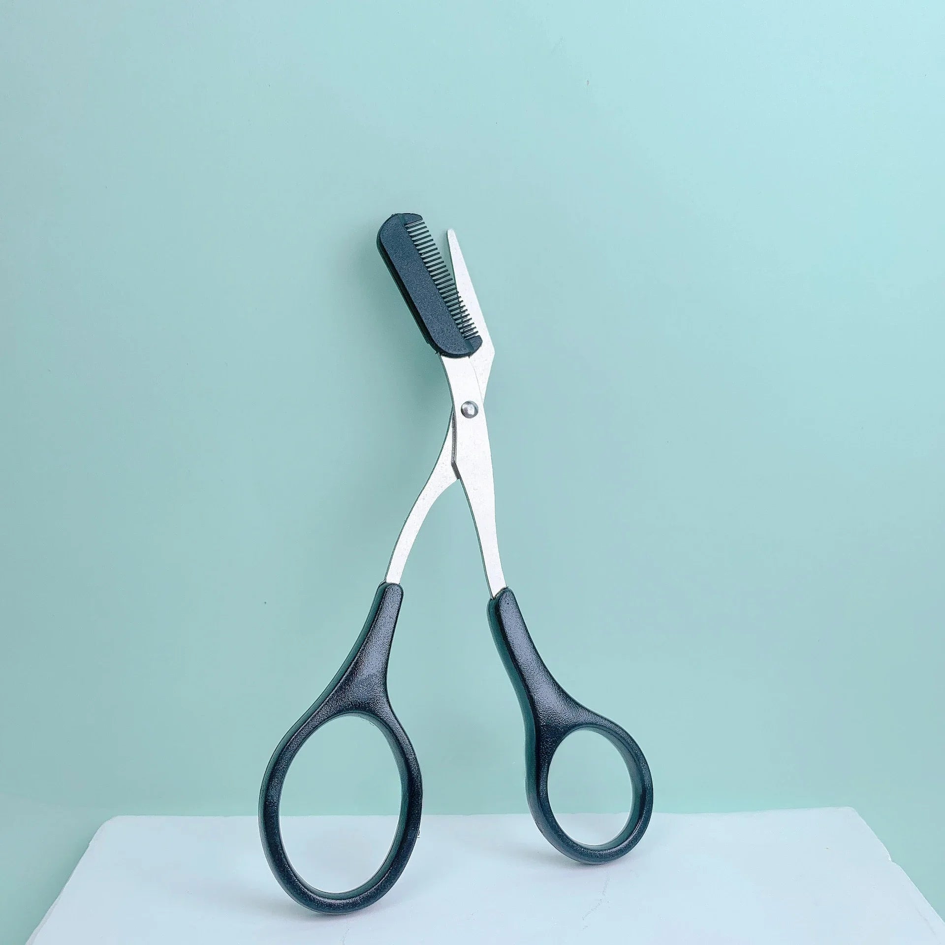 1 Pcs Eyebrow Trimming Scissors with Built-in Comb - Stainless Steel, Precise Grooming Tool, Creating Perfect Eyebrows